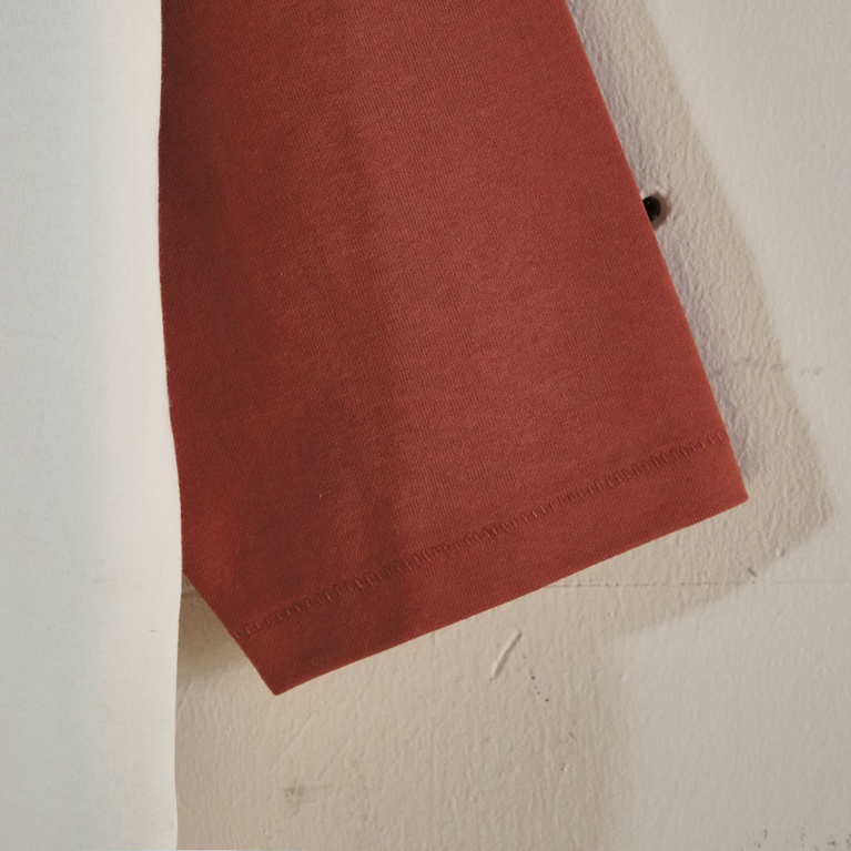 Pitcher Tee Red